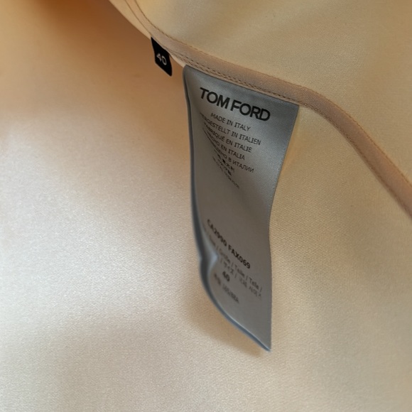 Peach Tom Ford collarless blouse - Picture 4 of 4